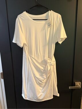 Target White Short Sleeve Tie-Waist Dress